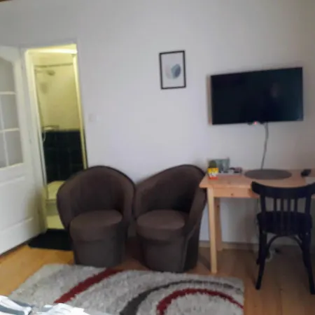 Na Strelnici Pensjonat 3*