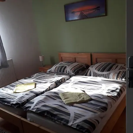 Na Strelnici Konukevi 3*