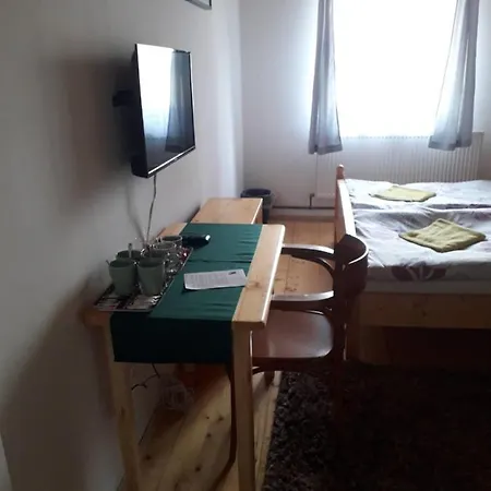 Na Strelnici Pensjonat 3*