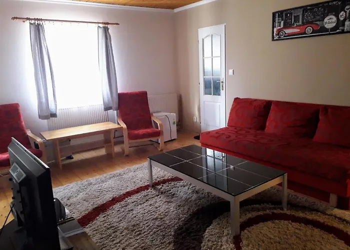 Pensión Na Strelnici 3*