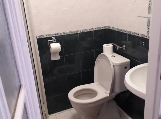 Pensión Na Strelnici 3*