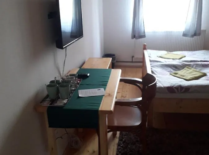Na Strelnici Pensión 3*